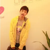 NHẬT  