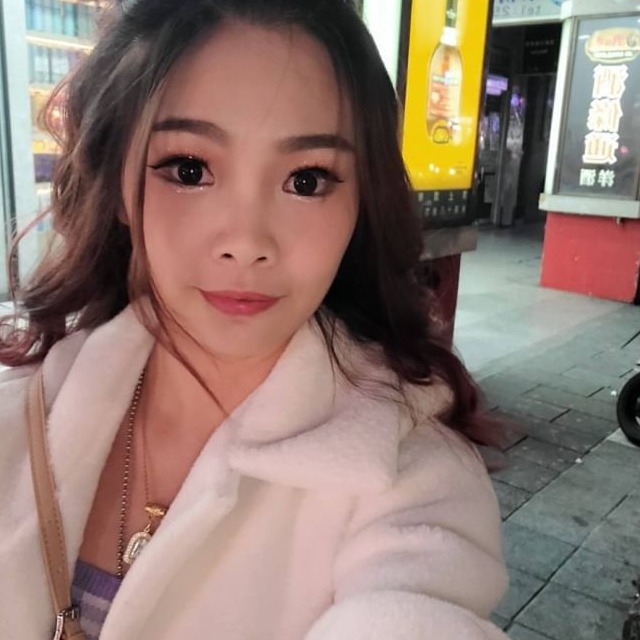 蔡施膠
