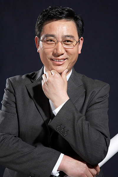 金融分析师陈世宏