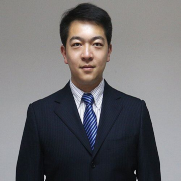 分析师卫启豪