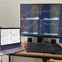 Gold broker