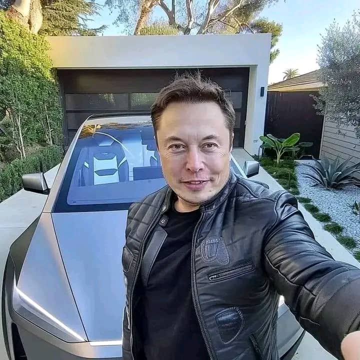 Elon Musk @