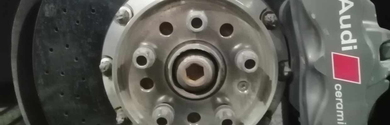8815688