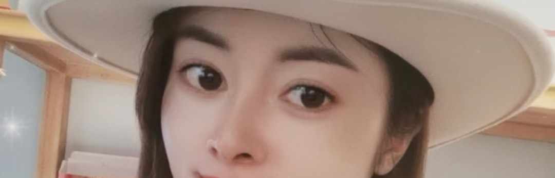 小萌∝萌姐