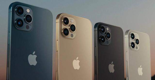 iPhone 12系列不附赠耳机充电器 网友吐槽：想钱想疯了 