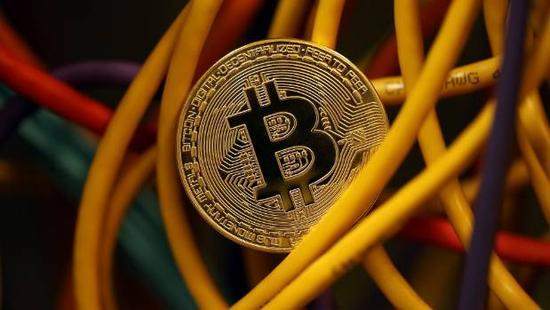 比特币太疯狂 有交易商停开杠杆、强制平仓 下一步可能限购