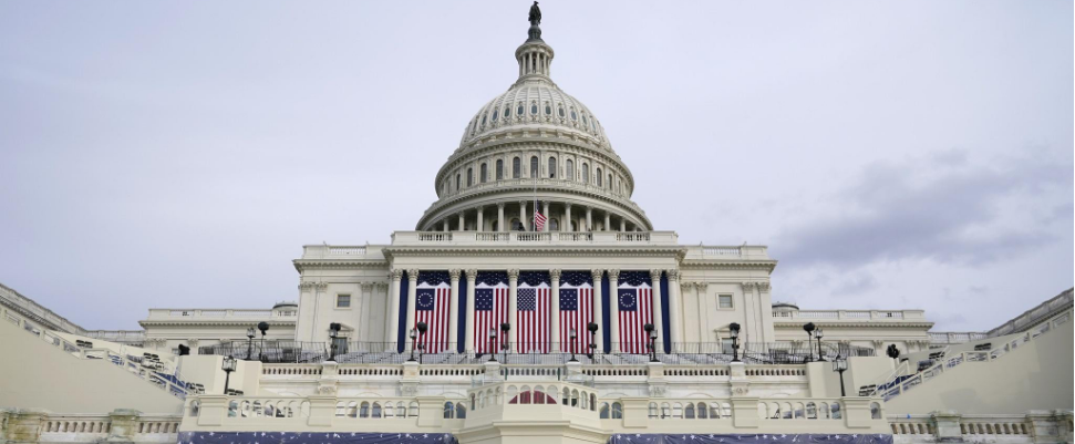 #新官上任,拜登很忙#