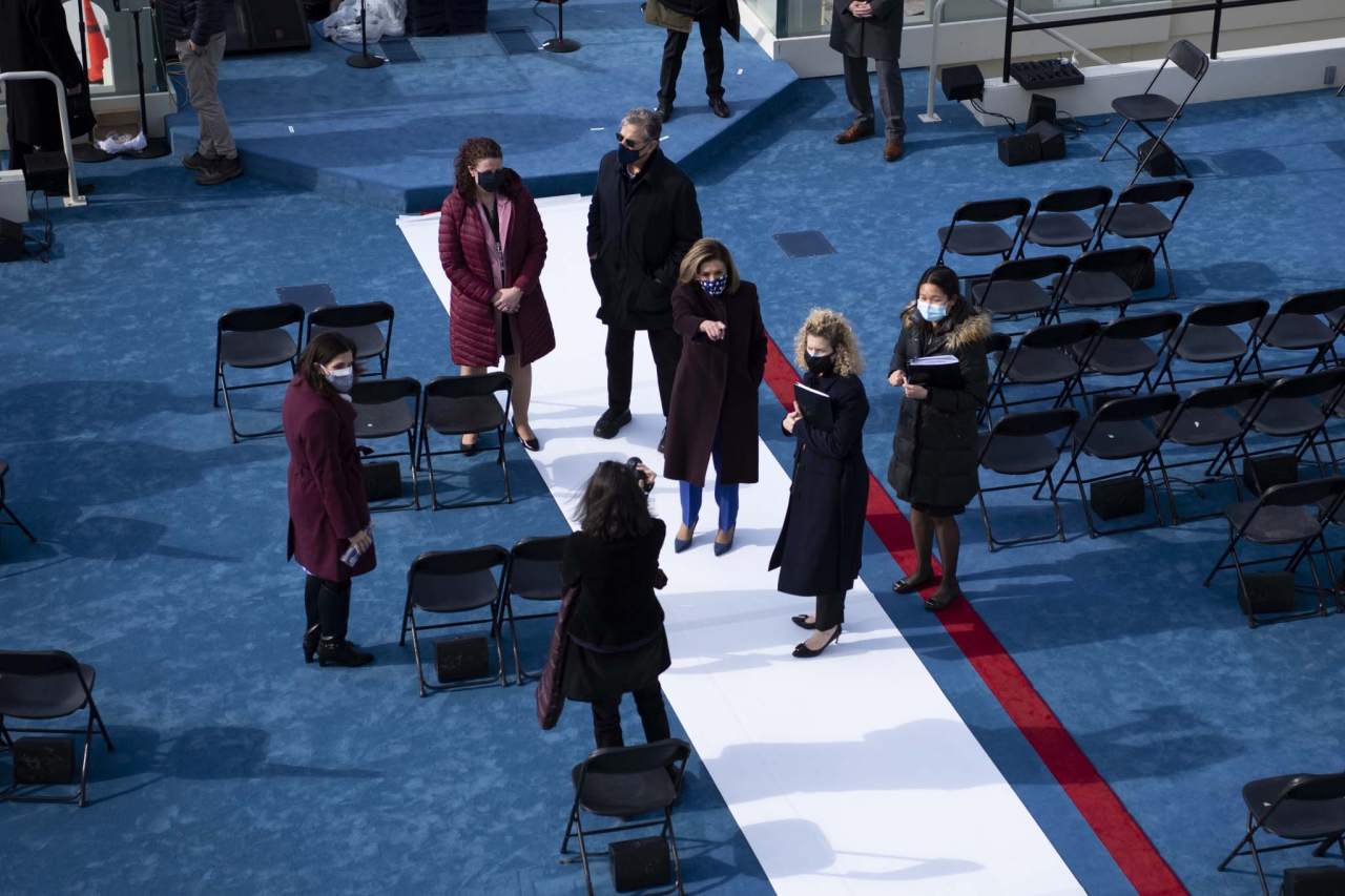 拜登就职典礼倒计时 美国众议院议长佩洛西现场检查筹备情况