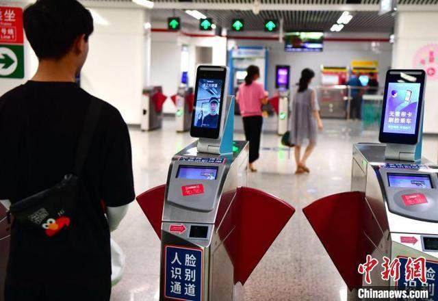 两会前瞻:这些民生新题怎么破?