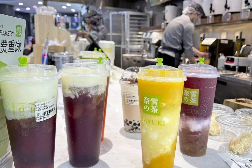 奶茶界的“千年老二”，急了