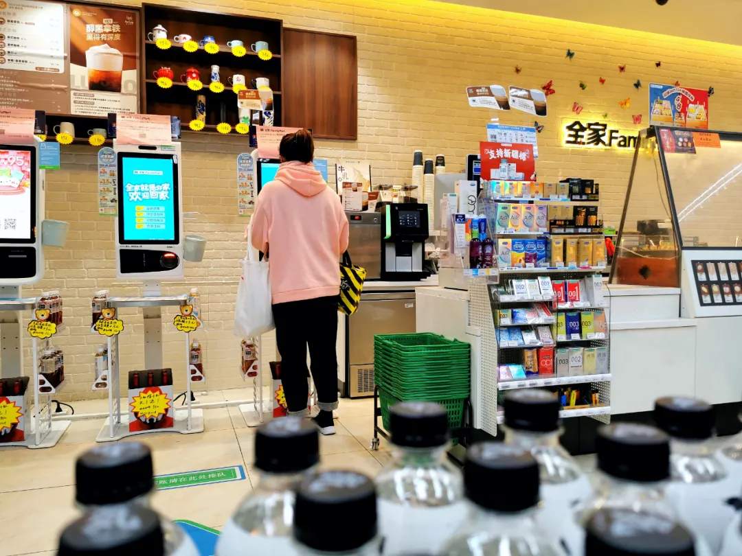 北京与东莞：中国便利店的荒漠与海洋