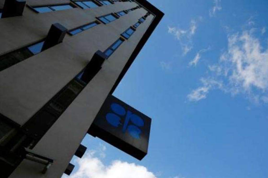 Harga Minyak Makin Sulit Dekati US$70 per Barel Jelang Pertemuan OPEC+