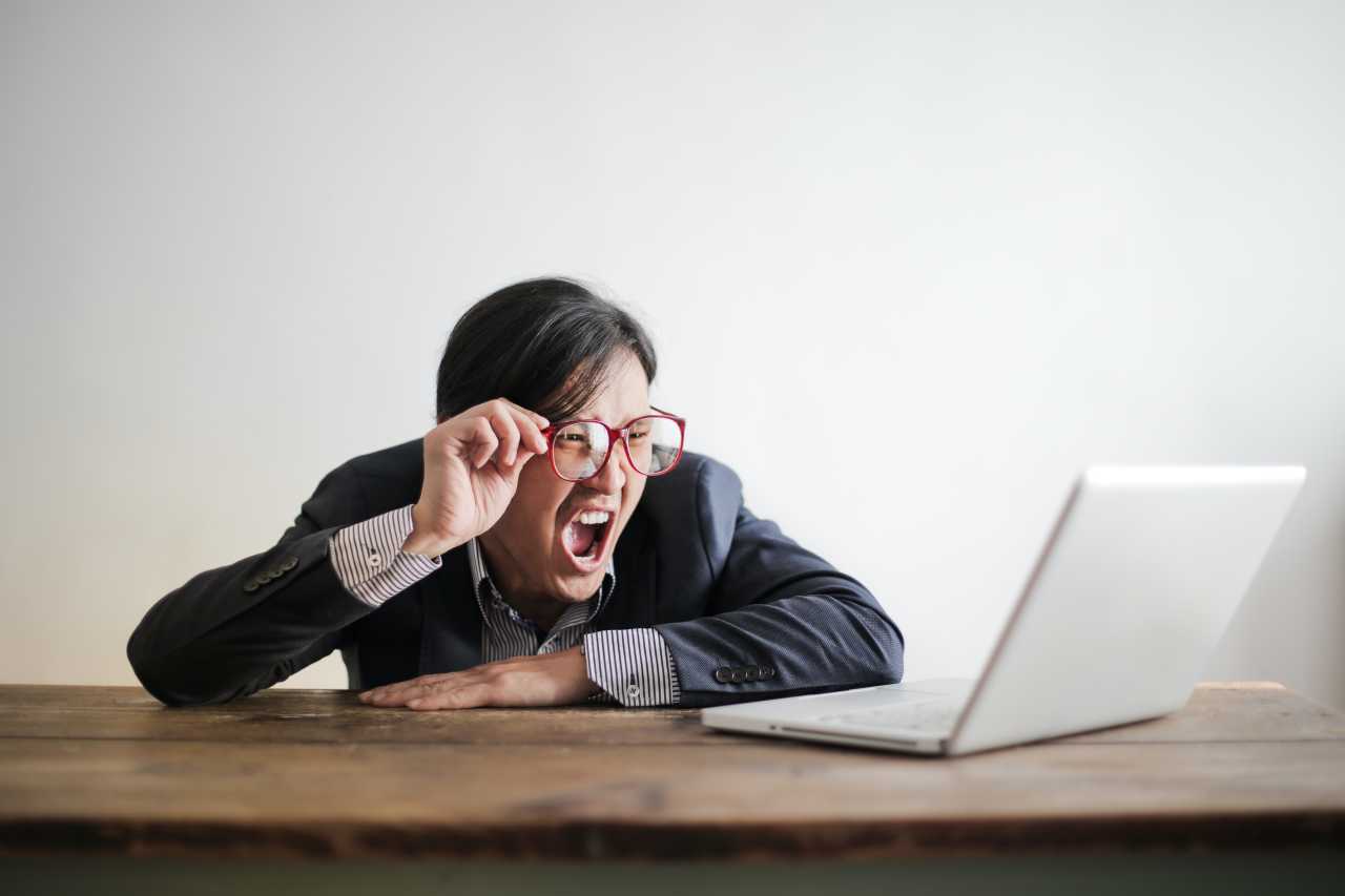 发生了什么？多家银行出手收紧贵金属业务