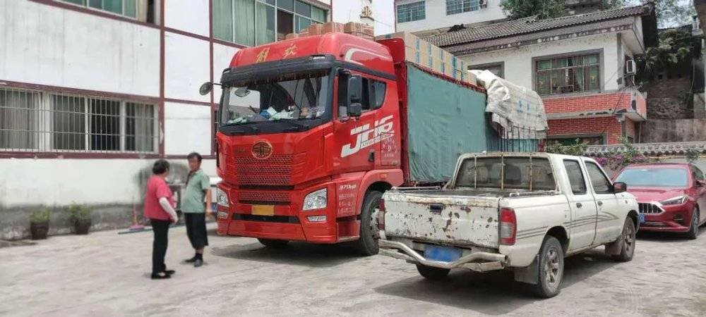 围猎茅台镇，金钱永不眠