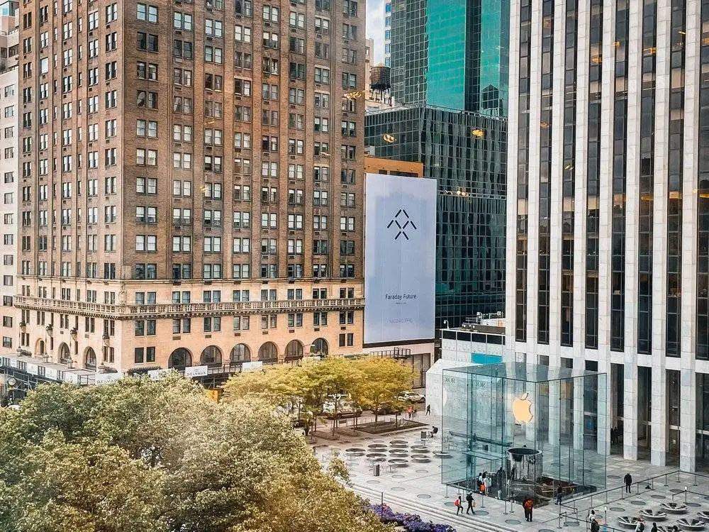 今晚敲钟,为什么还有人投资贾跃亭?