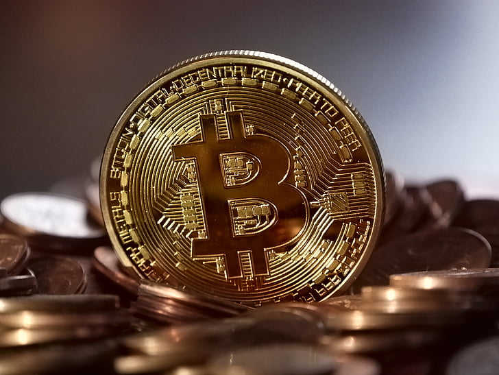 华尔街首只比特币 ETF 疯狂！