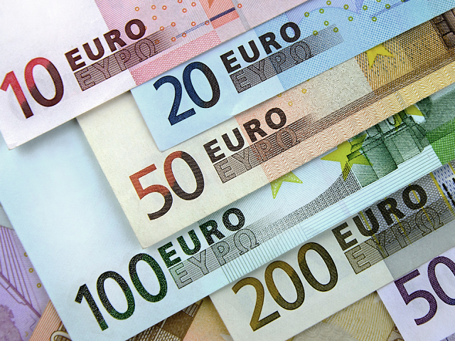Đồng Euro Đã Khởi Đầu Như Thế Nào 20 Năm Trước?