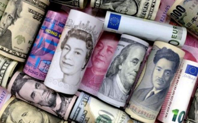 Giá USD tăng, tài sản rủi ro hồi phục, vàng giảm tiếp