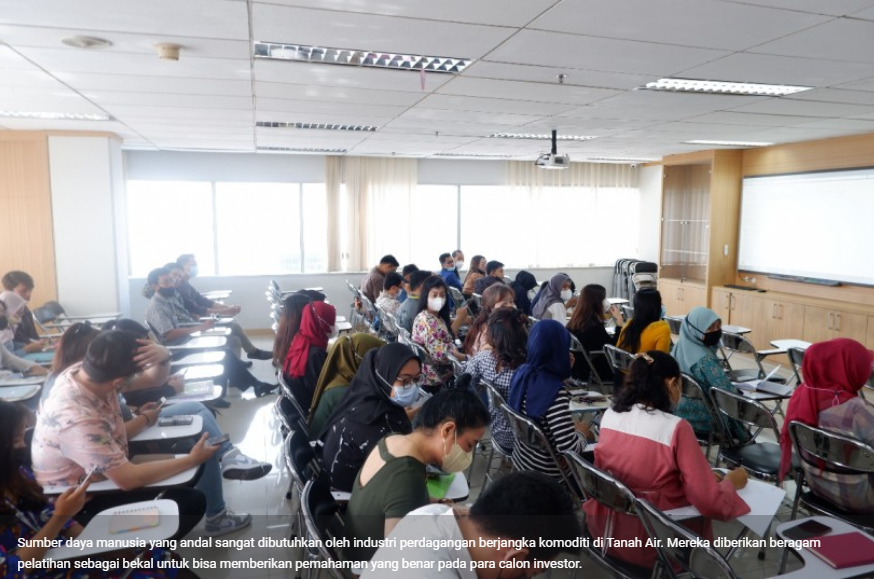 Rifan Financindo Berjangka Didik Puluhan Anak Muda Jadi Konsultan Andal