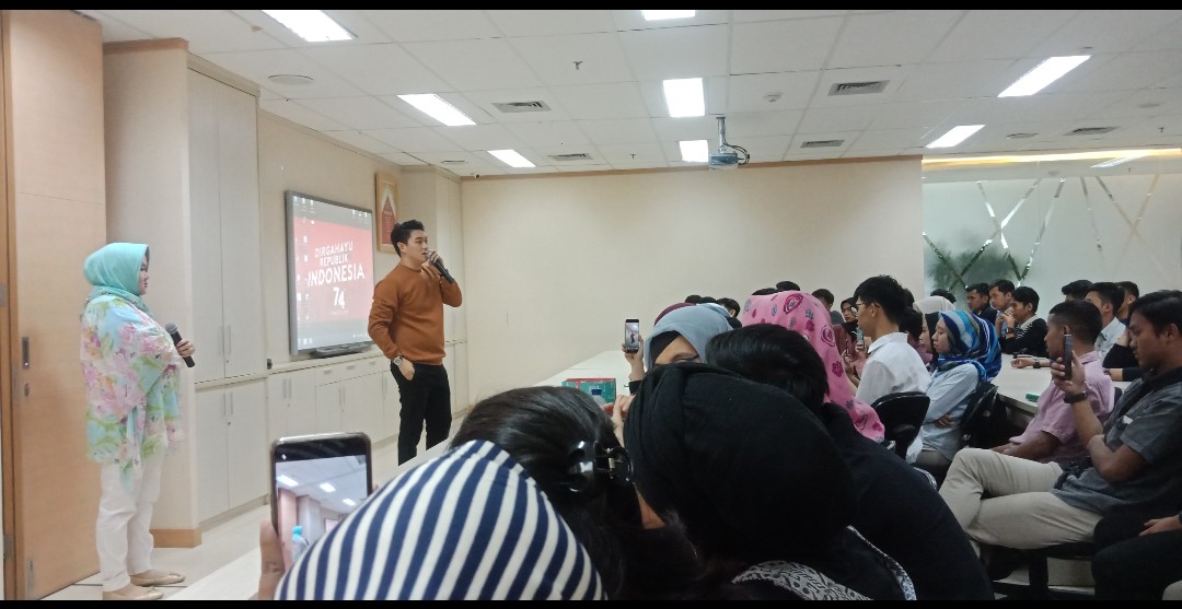 Ifan Seventeen Kunjungi Kantor Rifan Financindo Berjangka