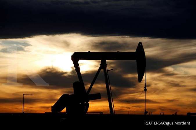 Harga minyak ditutup menguat di awal pekan, WTI masih di bawah US$ 70 per barel