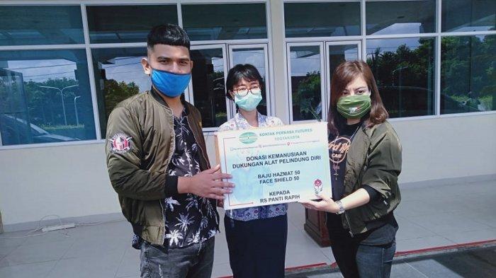 PT KPF Salurkan Bantuan APD ke 3 RS Rujukan COVID-19 di DIY