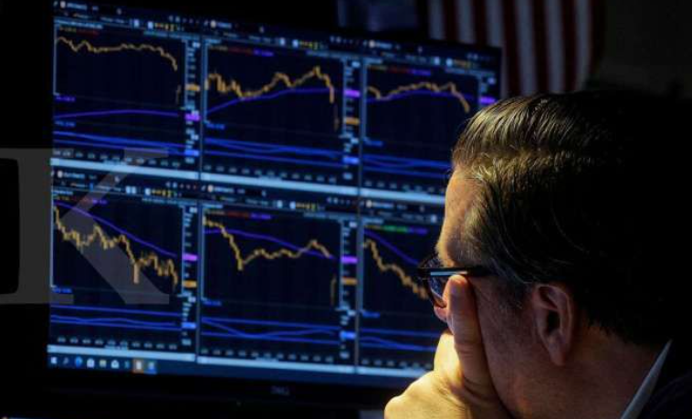 Wall Street: Dow dan S&P 500 torehkan rekor tertinggi baru, Nasdaq terseret Facebook