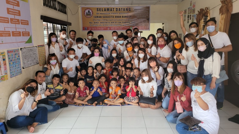 Rifan Financindo Berjangka Medan Salurkan Bantuan kepada 2 Panti Asuhan