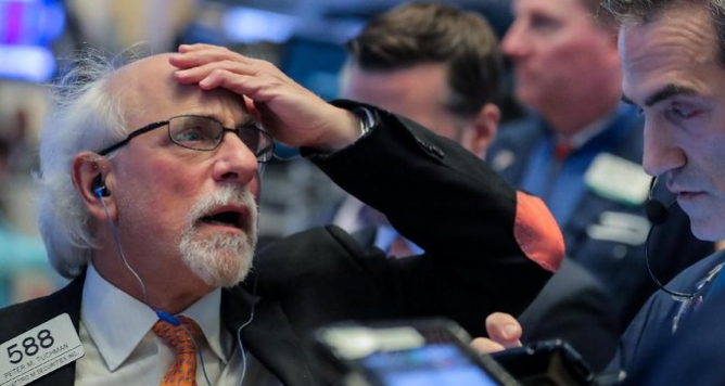 Parah! 3 Indeks Wall Street 'Kebakaran', Saham Facebook Jatuh