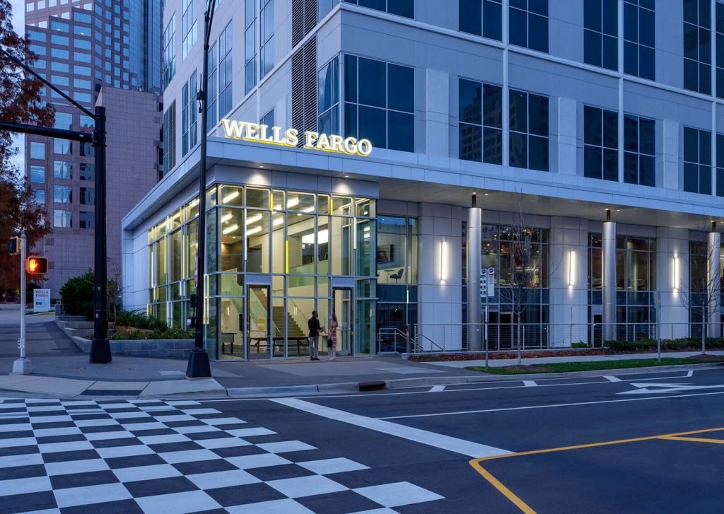 Wells Fargo – cổ phiếu trả cổ tức tốt nhất trong năm 2021 của Buffett