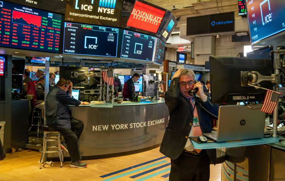 Nasdaq Jatuh Karena Saham Teknologi, Dow Kehilangan 170 Poin