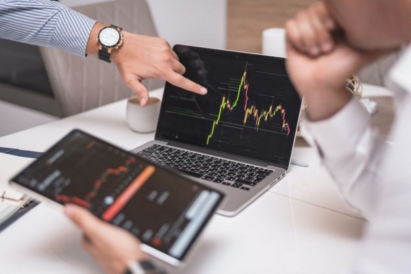 Bagaimana Cara Memilih Broker Forex yang Tepat? Simak Tipsnya