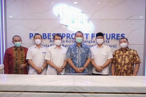 Bestprofit Futures Ekspansi Di Semarang, Fokus Edukasi Nasabah
