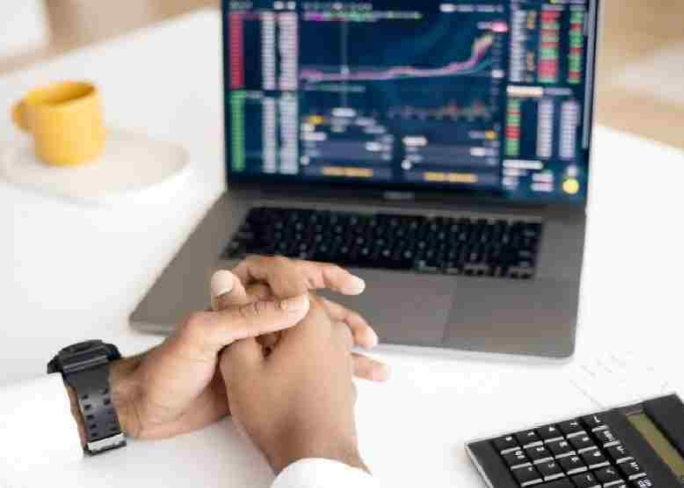 Waspada Investasi Bodong, Binary Option, Robot Trading, Pahami Tentang Skema Ponzi dan Ciri Cirinya