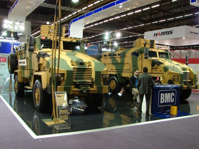 Thổ Nhĩ Kỳ bất ngờ giao hàng chục xe bọc thép kháng mìn Kirpi tối tân cho Ukraine