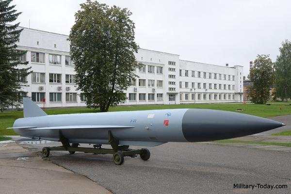 Nga tấn công lữ đoàn không quân 831 Ukraine bằng tên lửa hành trình Kh-22