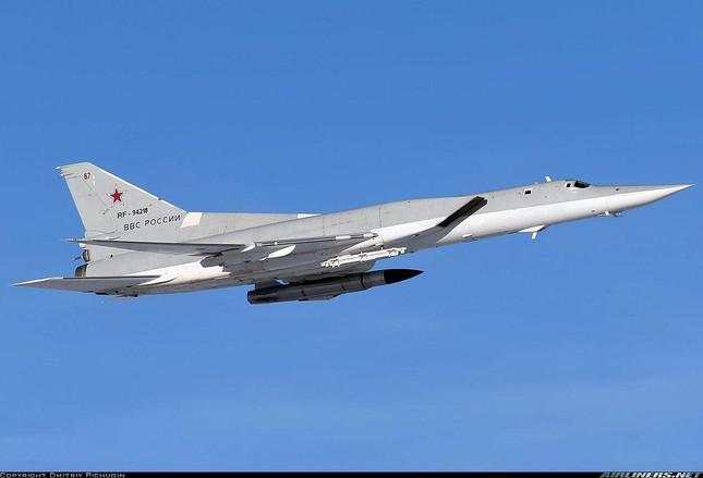 Nga tấn công lữ đoàn không quân 831 Ukraine bằng tên lửa hành trình Kh-22