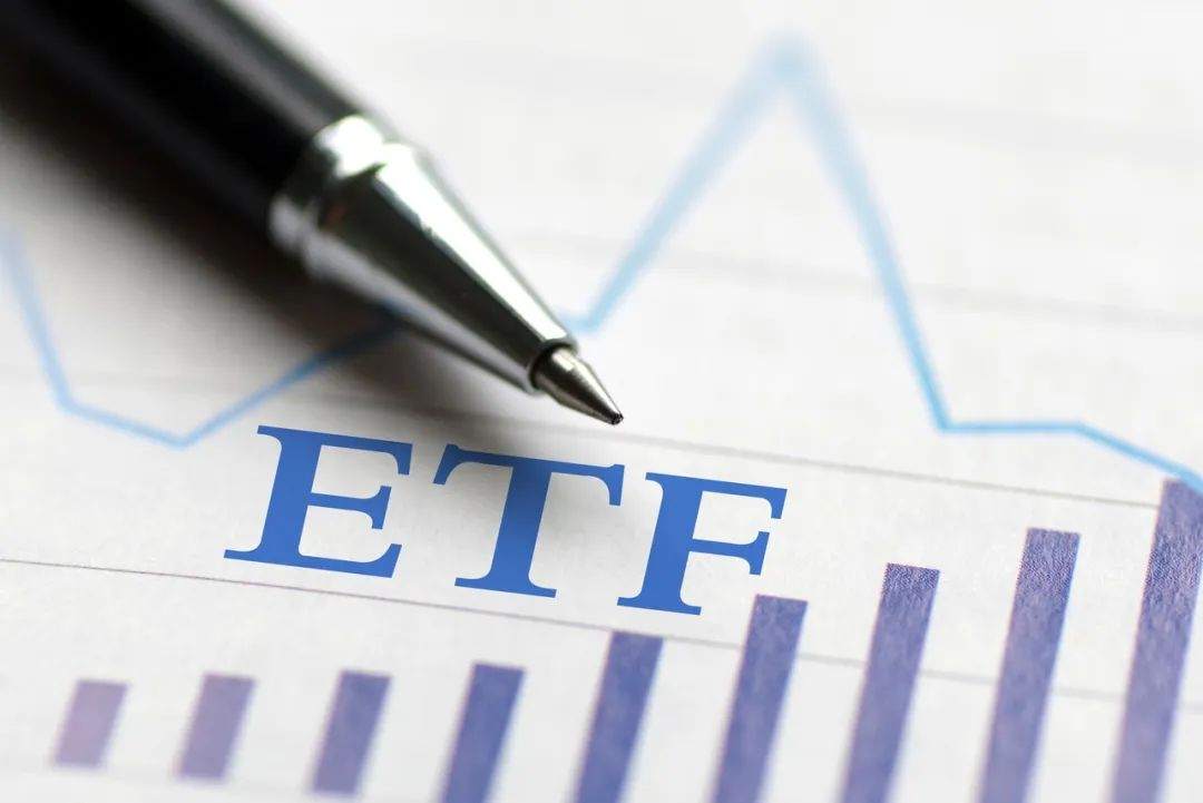 4家公募管理股票类ETF规模超千亿元，这只股票类ETF最新规模登顶