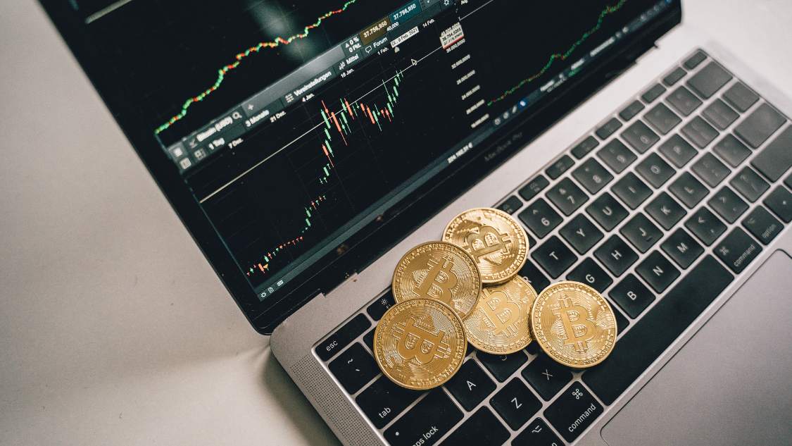 Bursa Kripto Zipmex Dicaplok, Saham Ditukar Kripto dan Dolar