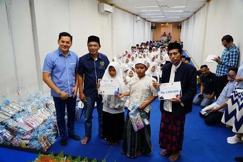 Bestprofit Futures Santuni 100 Anak Panti Asuhan Al-Kaaf