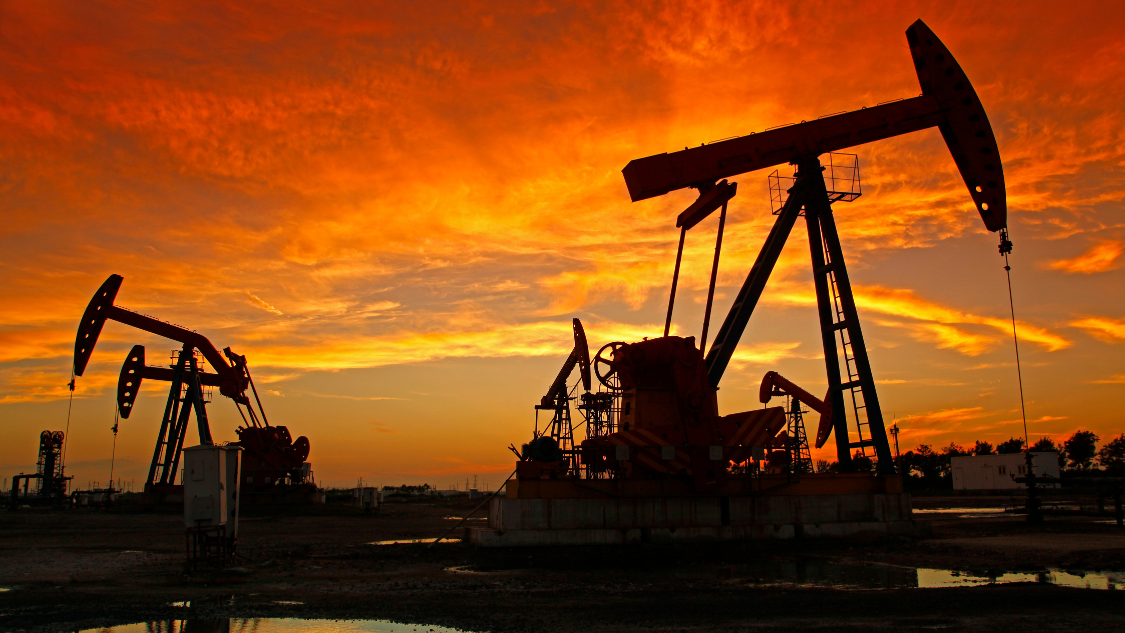 ICDX: Proyeksi Negatif IEA Serta IMF Buat Minyak Turut Meredup