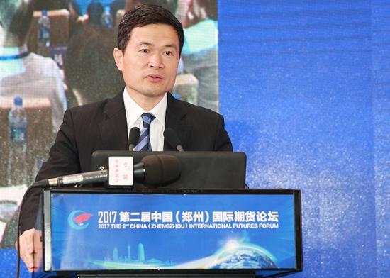 证监会副主席方星海：原油期货上市准备工作已进入最后阶段