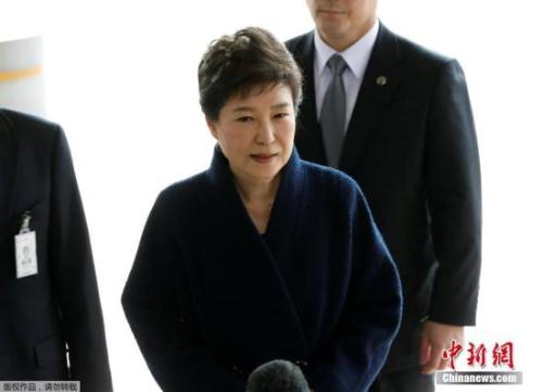 朴槿惠最新动态 朴槿惠今日首次站上审判台 与闺蜜崔顺实同台受审