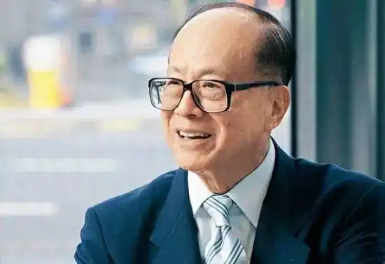 坐不住了! 李嘉诚数十年来首次投资黄金