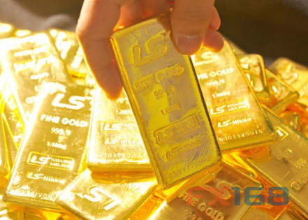 白宫人事动荡美元“哀嚎” 黄金后劲依旧十足