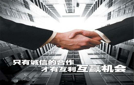 殷昕桐：8.18黄金上行空间打开，多单势必持续盈利！