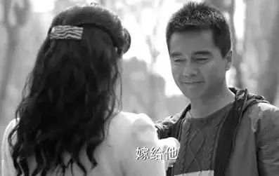 【八卦外汇】以《人民的名义》窥视，马克龙曾作为成功的金融人到底有多 “变态”？