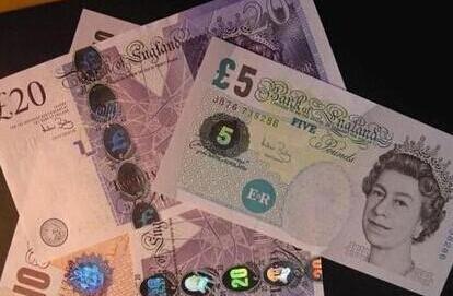 英镑兑美元大跌后回升 英银卡尼称把汇率纳入政策考量