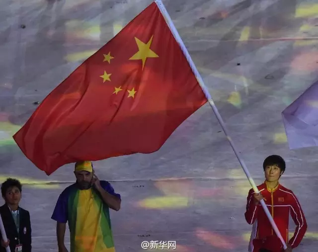里约奥运闭幕式:白岩松又使出洪荒之力来吐槽!