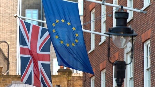 英国脱欧的谈判可能旷日持久 ，外汇市场将会有大波动
